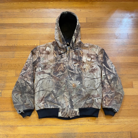 Carhartt Other - VTG 90s Carhartt J221 CAP Camo Realtree Hooded Duck Canvas Active Jacket M Faded